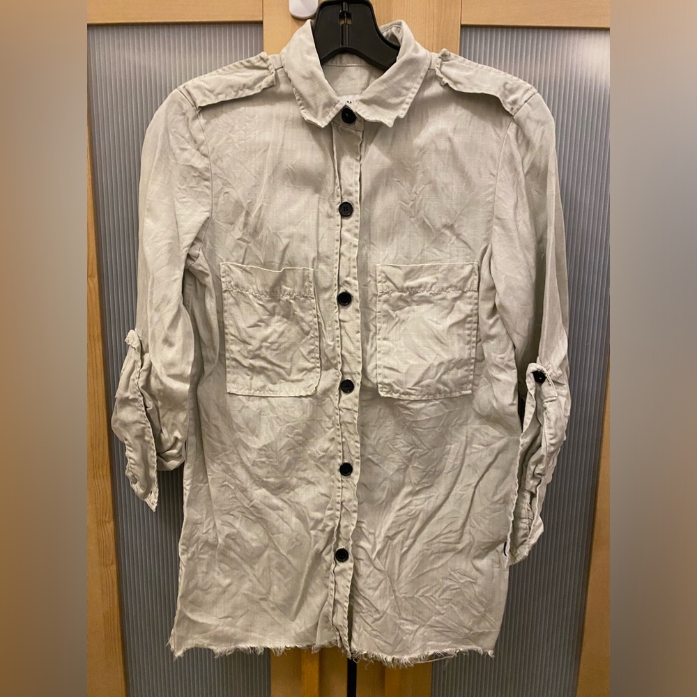 Zara distressed button down blouse Size XS